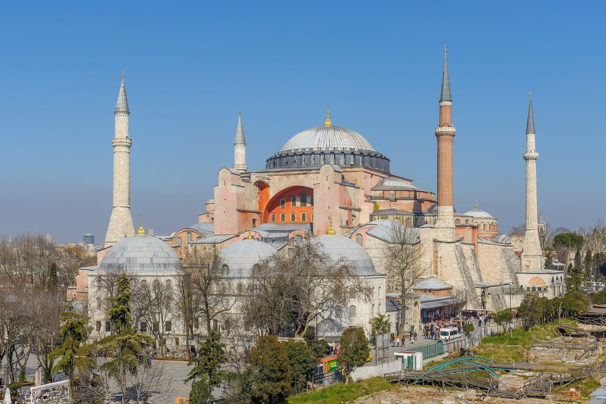 Sainte-Sophie et ses minarets, à Istanbul